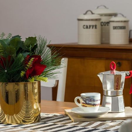 Bed and Breakfast Giu Al Centro Neapel Exterior foto